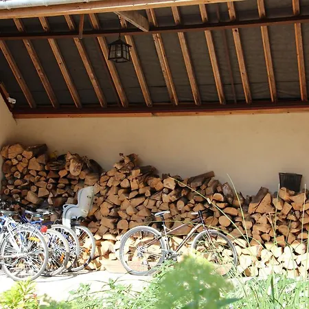 فندق مبيت وإفطار L'alisier Chantant