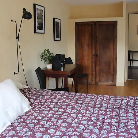 فندق مبيت وإفطار L'alisier Chantant 3*