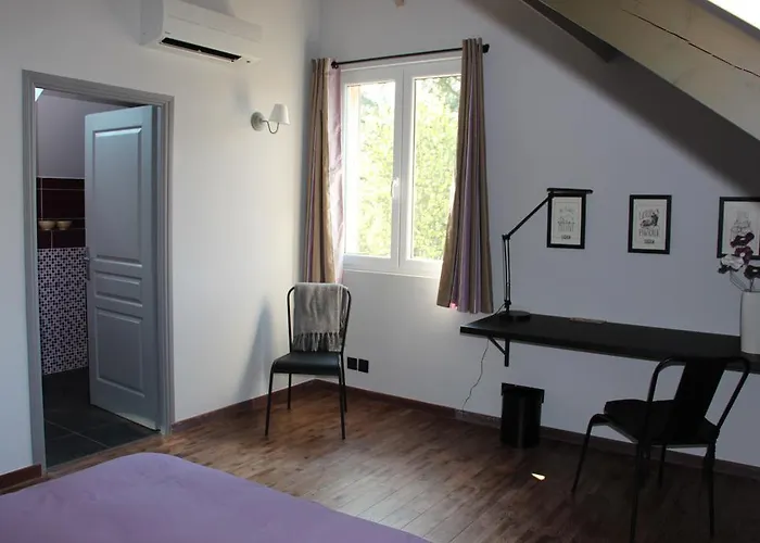 Bed & Breakfast L'alisier Chantant 3*
